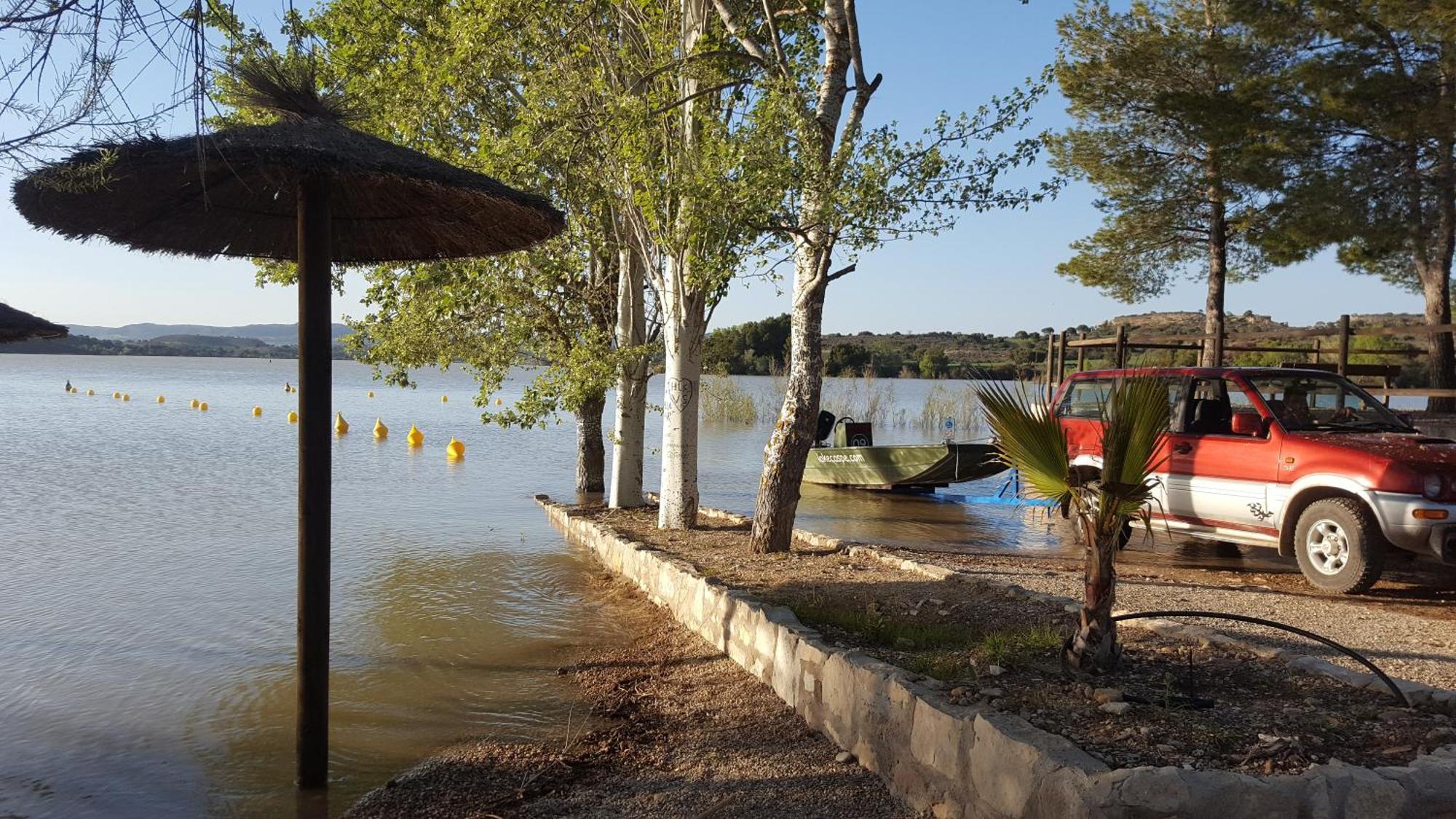 Taiga Lake Caspe Kültér fotó