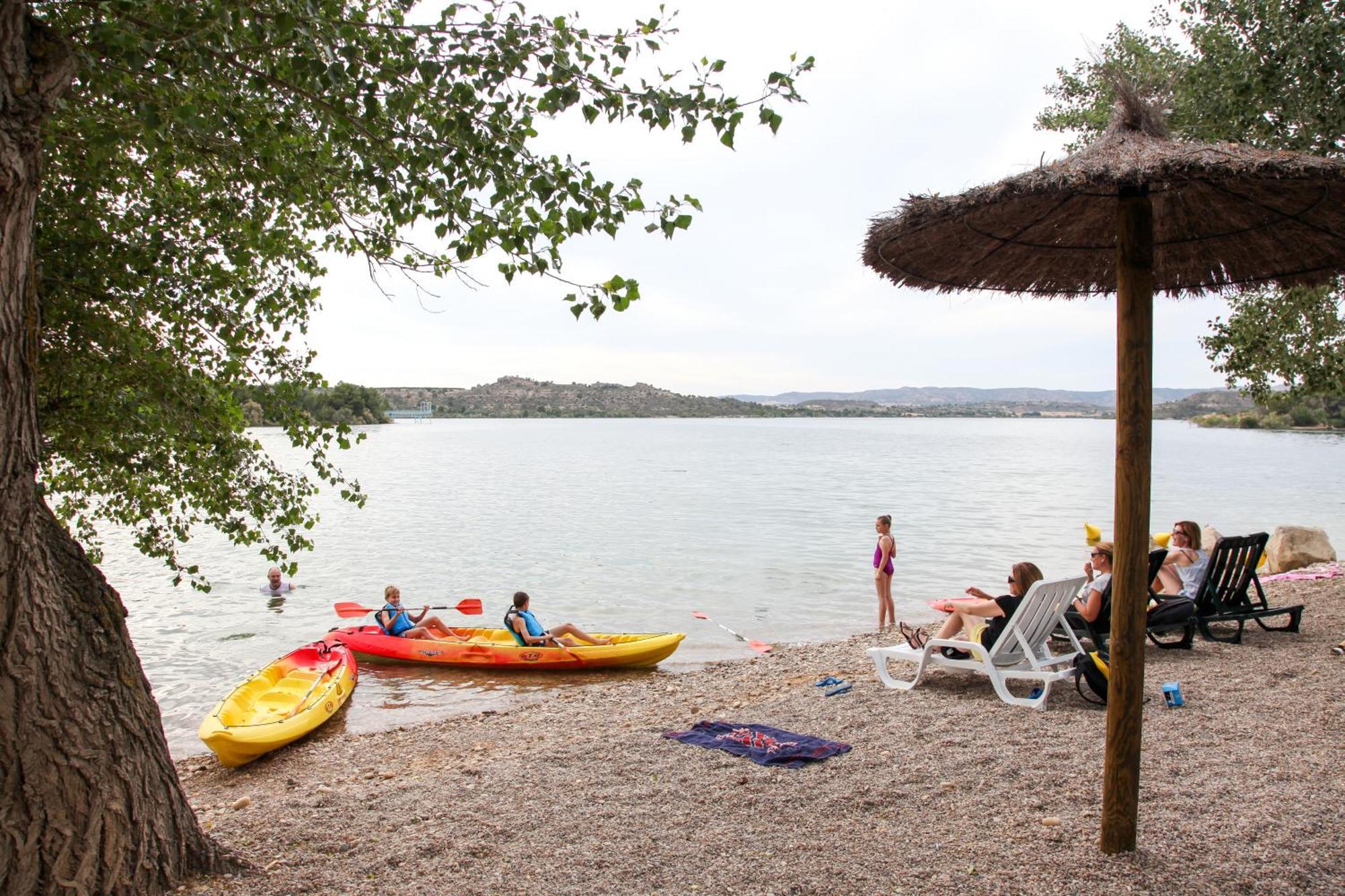 Taiga Lake Caspe Kültér fotó